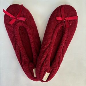 GoldToe Cushioned Wine Slippers Women's Size 6-7 Slip Res Bottom MachineWash New